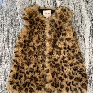 Girls Cherokee faux fur leopard print vest SZ small